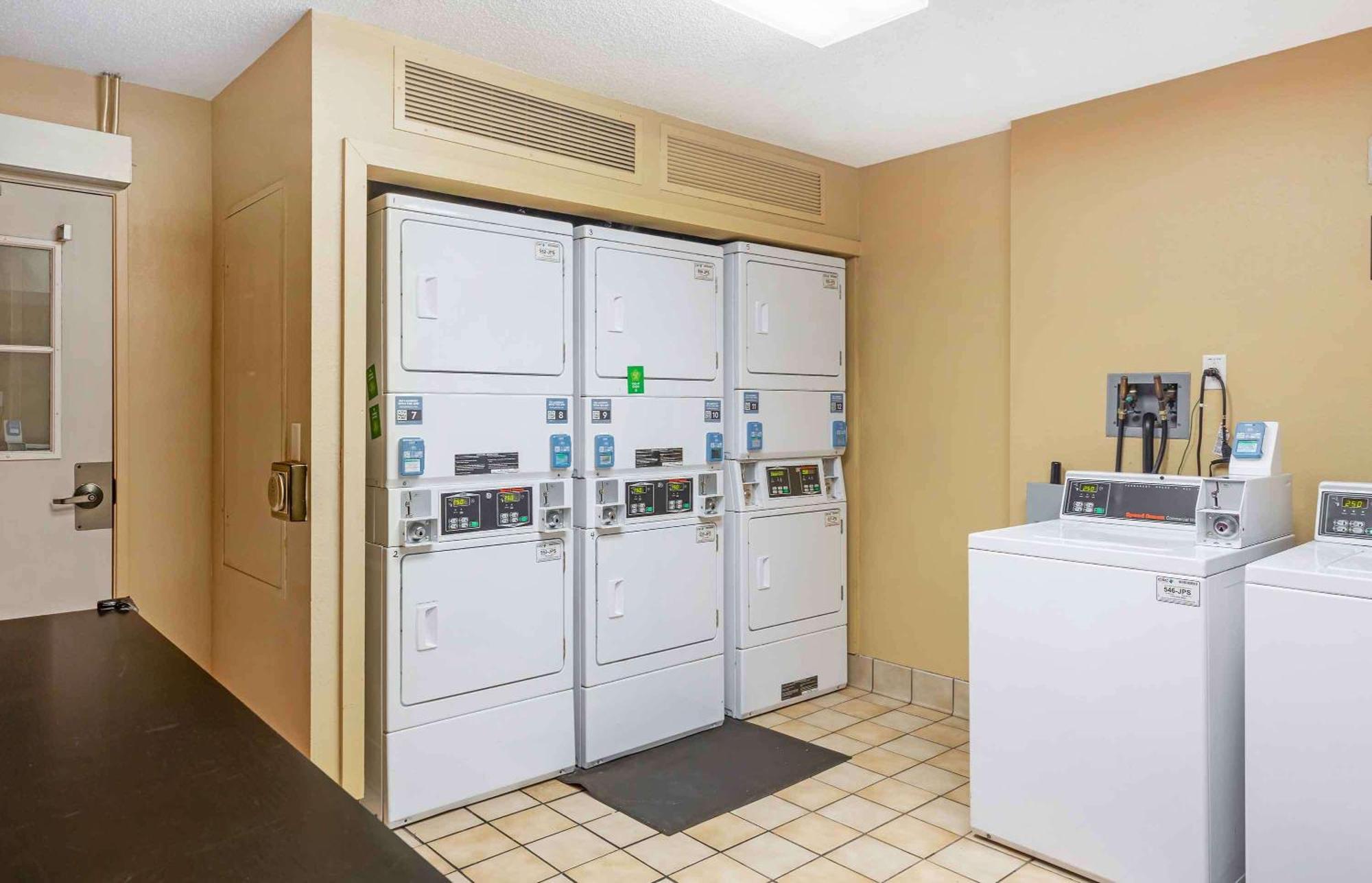 Extended Stay America Suites - Boston - Marlborough Extérieur photo